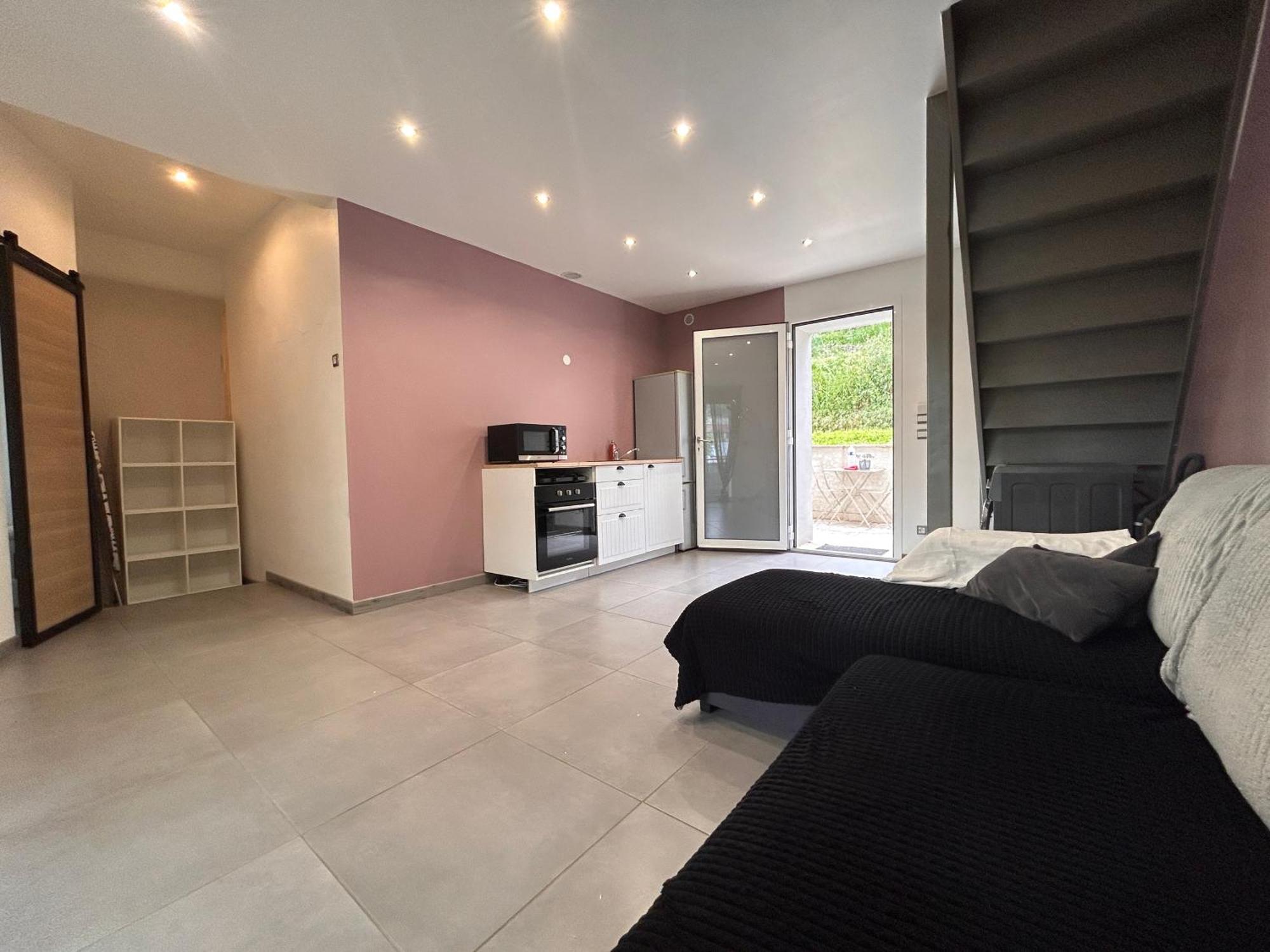 Petite Maison Studio Tout Confort Cosy Givors Autoroute Et Gare Apartment Ngoại thất bức ảnh